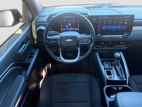 Used 2023 Chevrolet Colorado LT w/ LT Convenience Package image 15