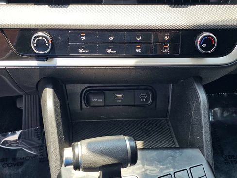 Certified 2024 Kia Sportage LX FWD image 27
