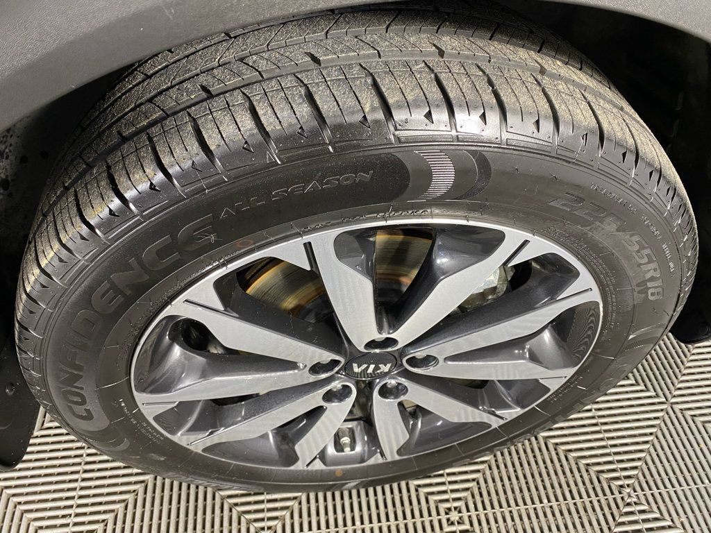 Used 2019 Kia Sportage EX w/ Option Group 040 AWD/4WD image 13