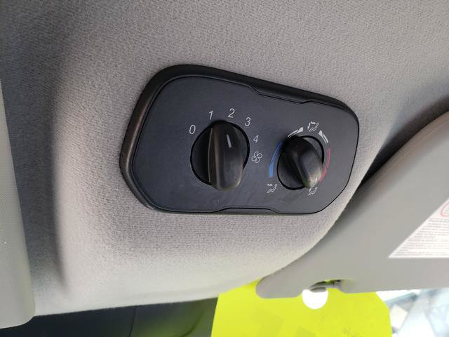 Used 2015 Ford Transit 350 XLT RWD image 19