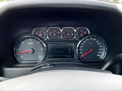 Used 2018 Chevrolet Tahoe LS image 25