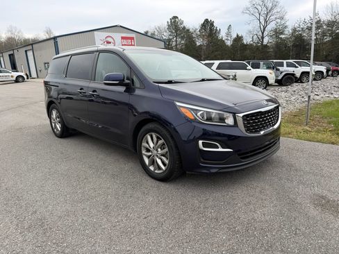 Used 2019 Kia Sedona EX FWD image 35