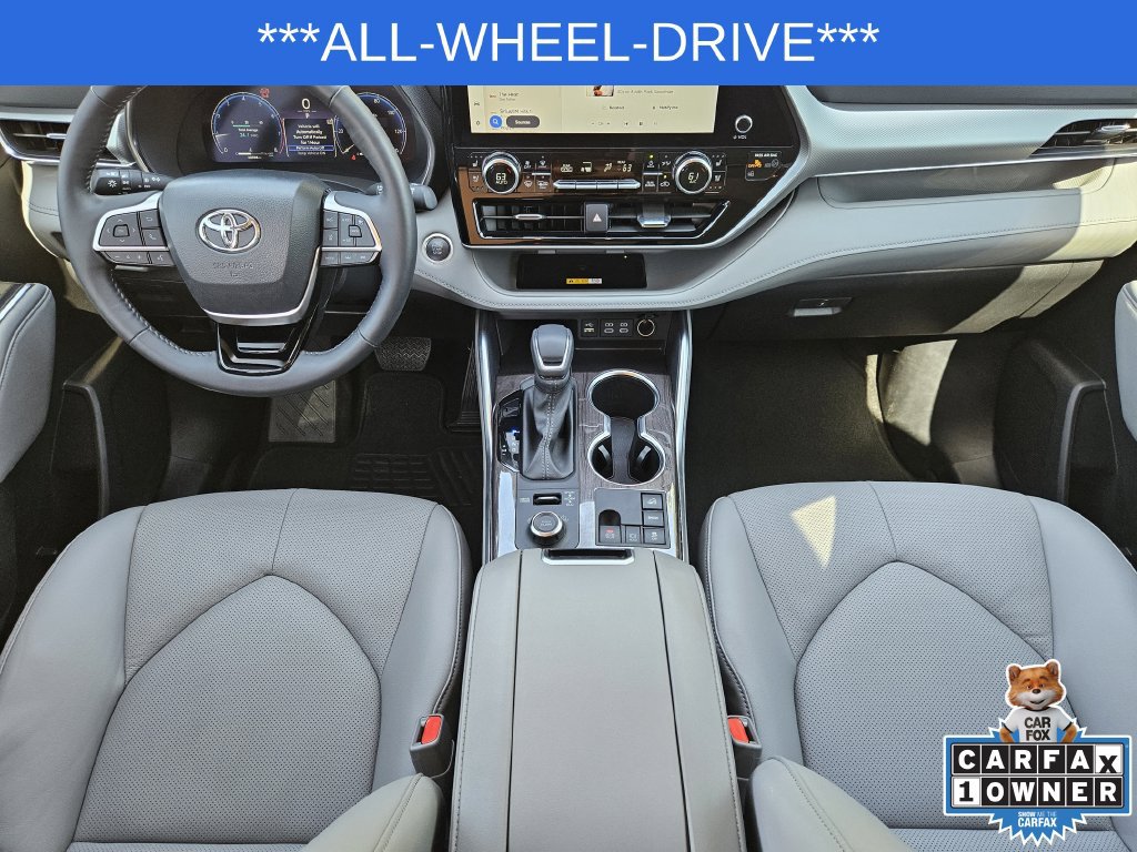 Used 2024 Toyota Highlander Platinum AWD/4WD image 26