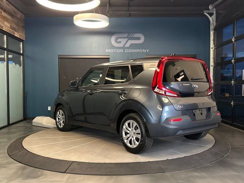 Used 2021 Kia Soul LX FWD image 5