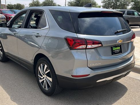 Used 2024 Chevrolet Equinox LT FWD image 6