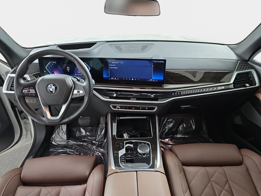 Certified 2024 BMW X5 xDrive40i w/ Premium Package AWD/4WD image 12