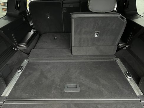 Used 2022 Rivian R1S Launch Edition image 19