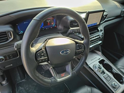 Certified 2023 Ford Explorer ST w/ Equipment Group 401A image 13