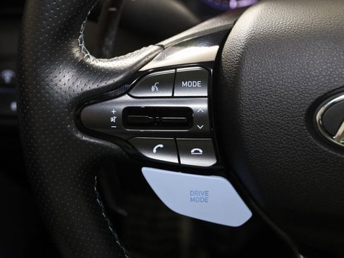 Used 2022 Hyundai Veloster N image 36