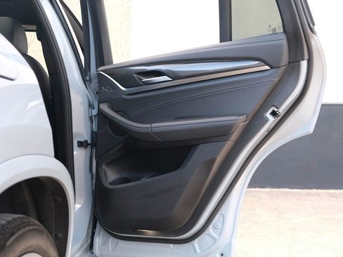 Used 2022 BMW X4 M40i image 27