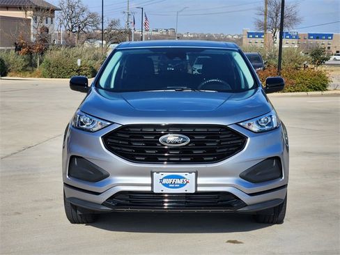 Used 2024 Ford Edge SE w/ Black Appearance Package image 2