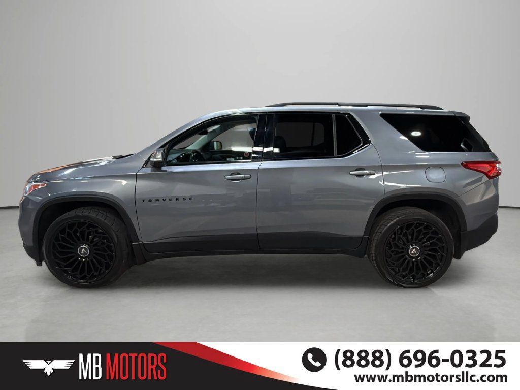 Used 2021 Chevrolet Traverse RS w/ LPO, Floor Liner Package AWD/4WD image 2