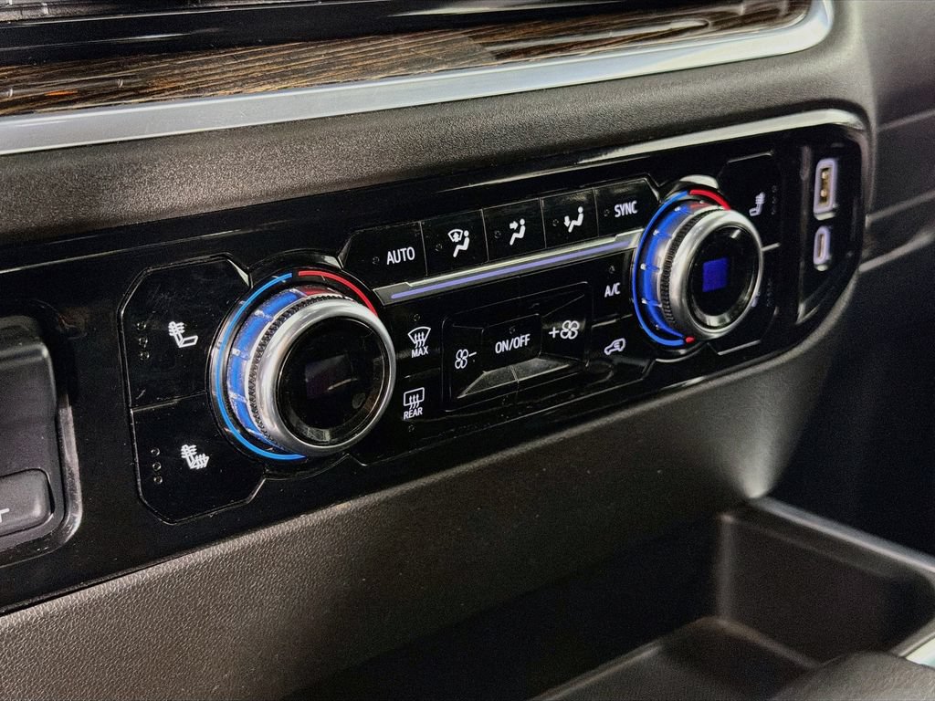 Used 2022 GMC Sierra 1500 Elevation AWD/4WD image 16