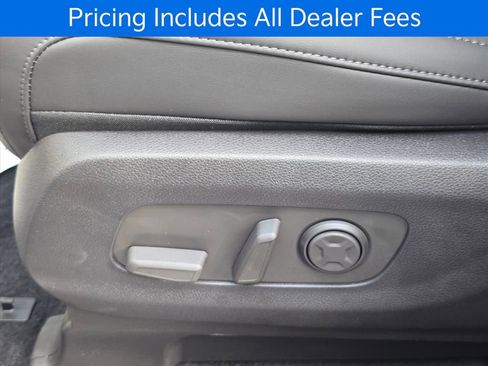 New 2026 Kia Carnival FWD image 18