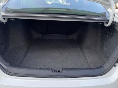 Used 2018 Honda Accord Sport image 18