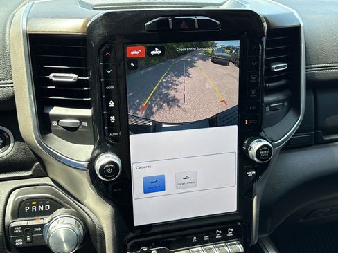 Used 2024 RAM 2500 Laramie image 26