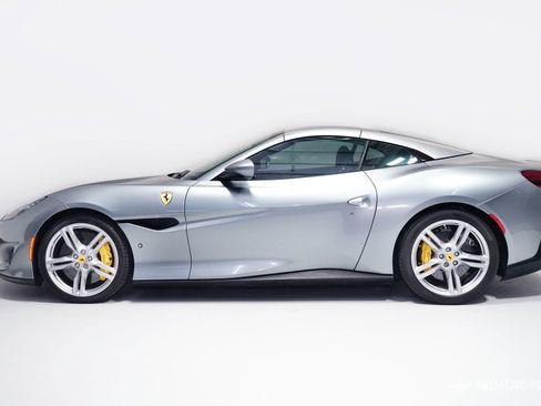 Used 2019 Ferrari Portofino RWD image 4