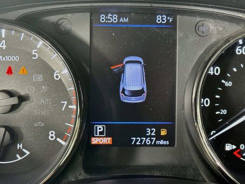 Used 2019 Nissan Rogue S w/ Special Edition Package FWD image 16