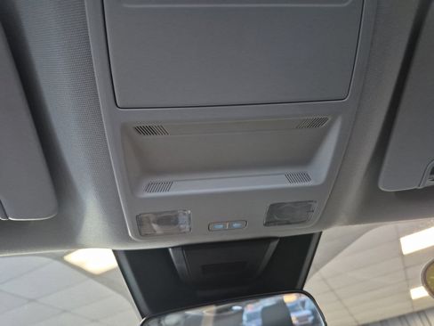 Used 2024 Ford Ranger XL image 34