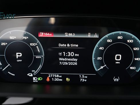 Used 2024 Audi Q8 e-tron Premium Plus w/ Premium Plus Package AWD/4WD image 7