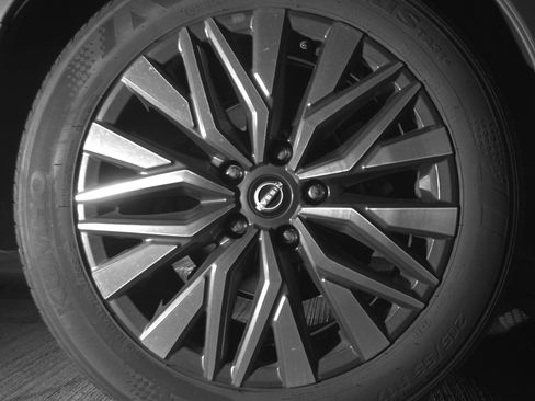 Used 2025 Nissan Altima 2.5 SV image 15