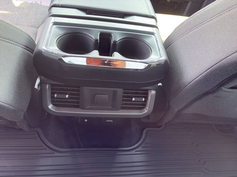 Used 2024 Ford F150 XLT w/ FX4 Off-Road Package AWD/4WD image 19