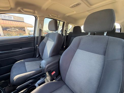 Used 2015 Jeep Compass Sport w/ Power Value Group image 21