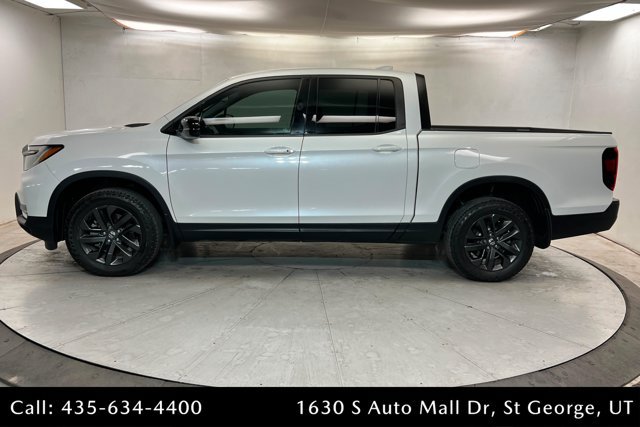 Used 2023 Honda Ridgeline Sport image 2