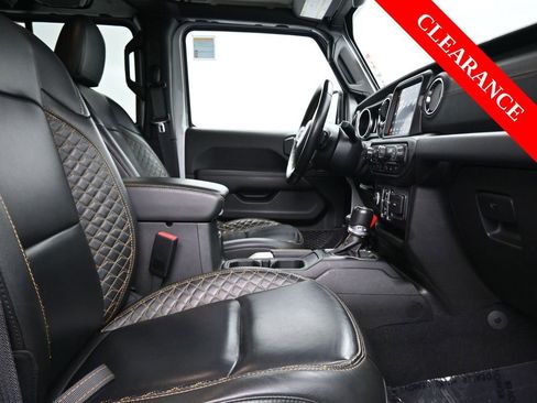 Used 2022 Jeep Wrangler Unlimited Sahara image 16