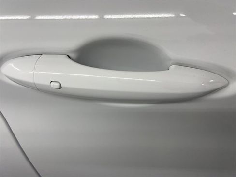 Used 2022 Alfa Romeo Stelvio Veloce image 47