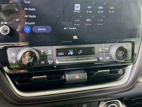 Used 2024 Toyota Grand Highlander Limited image 15