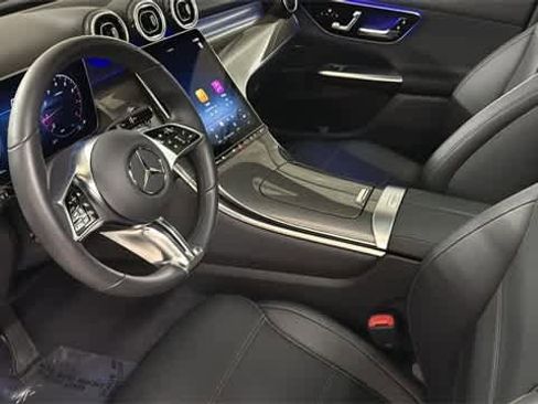 Certified 2025 Mercedes-Benz GLC 300 4MATIC image 4