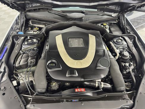 Used 2011 Mercedes-Benz SL 550 image 11