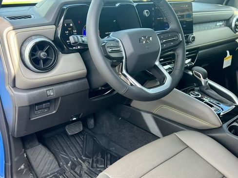 New 2026 Chevrolet Colorado ZR2 w/ Technology Package AWD/4WD image 24