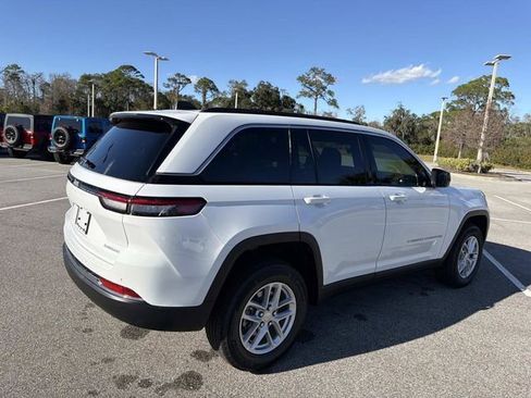 New 2025 Jeep Grand Cherokee Laredo X image 3