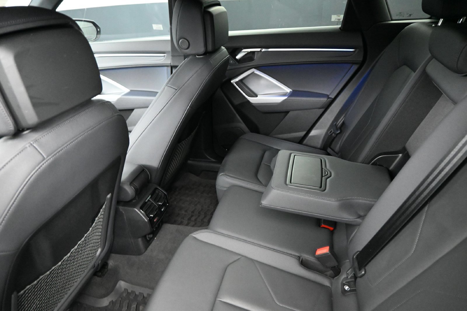 Used 2024 Audi Q3 2.0T Premium Plus AWD/4WD image 18