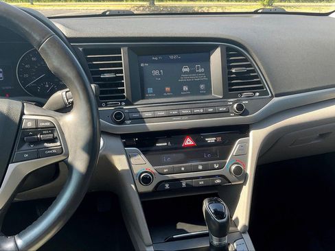Used 2018 Hyundai Elantra Value Edition image 6