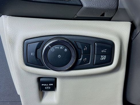 Used 2020 Lincoln Nautilus Reserve w/ Equipment Group 201A image 10