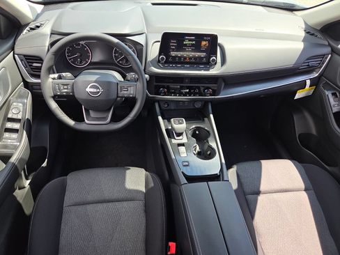 New 2026 Nissan Rogue SV FWD image 6