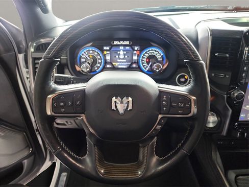 Used 2019 RAM 1500 Limited image 10