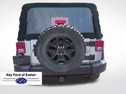 Used 2015 Jeep Wrangler Sport AWD/4WD image 13