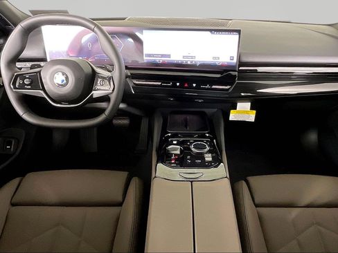 New 2026 BMW 530i xDrive 530i xDrive w/ Premium Package image 8