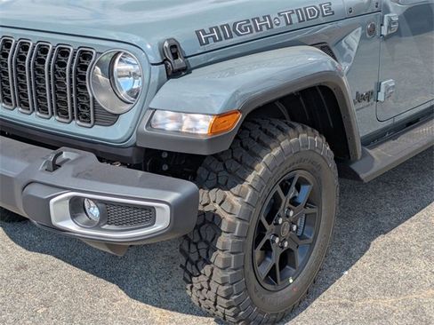 New 2025 Jeep Gladiator Sport image 12