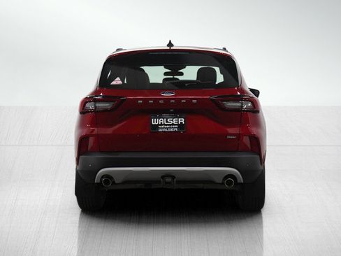 Used 2025 Ford Escape SE w/ Class II Trailer Tow Package image 4