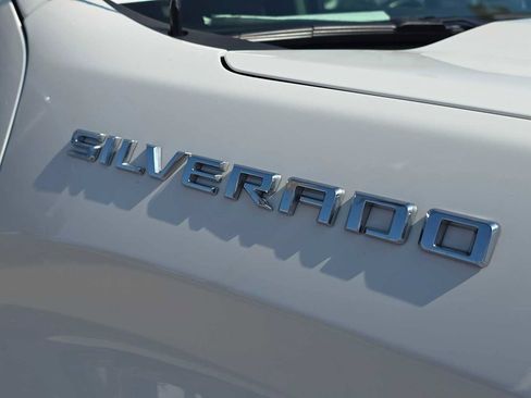 Used 2022 Chevrolet Silverado 1500 LTZ w/ LTZ Premium Package AWD/4WD image 13