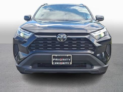 Used 2025 Toyota RAV4 LE AWD/4WD image 2