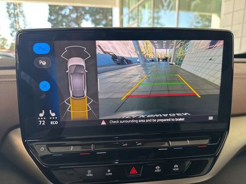 Certified 2023 Volkswagen ID.4 Pro image 17