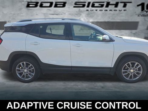 Used 2024 GMC Terrain SLT image 7