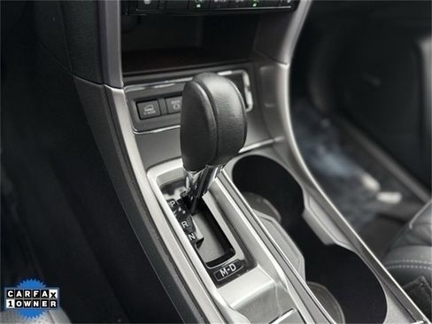 Used 2020 Subaru Ascent Limited w/ Technology Package image 18