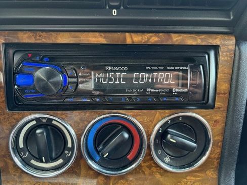 Used 2001 BMW Z3 2.5i image 35